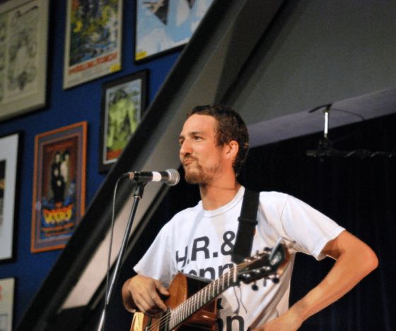 Frank Turner Breaks World Record for Most Shows Played in 24 Hours!